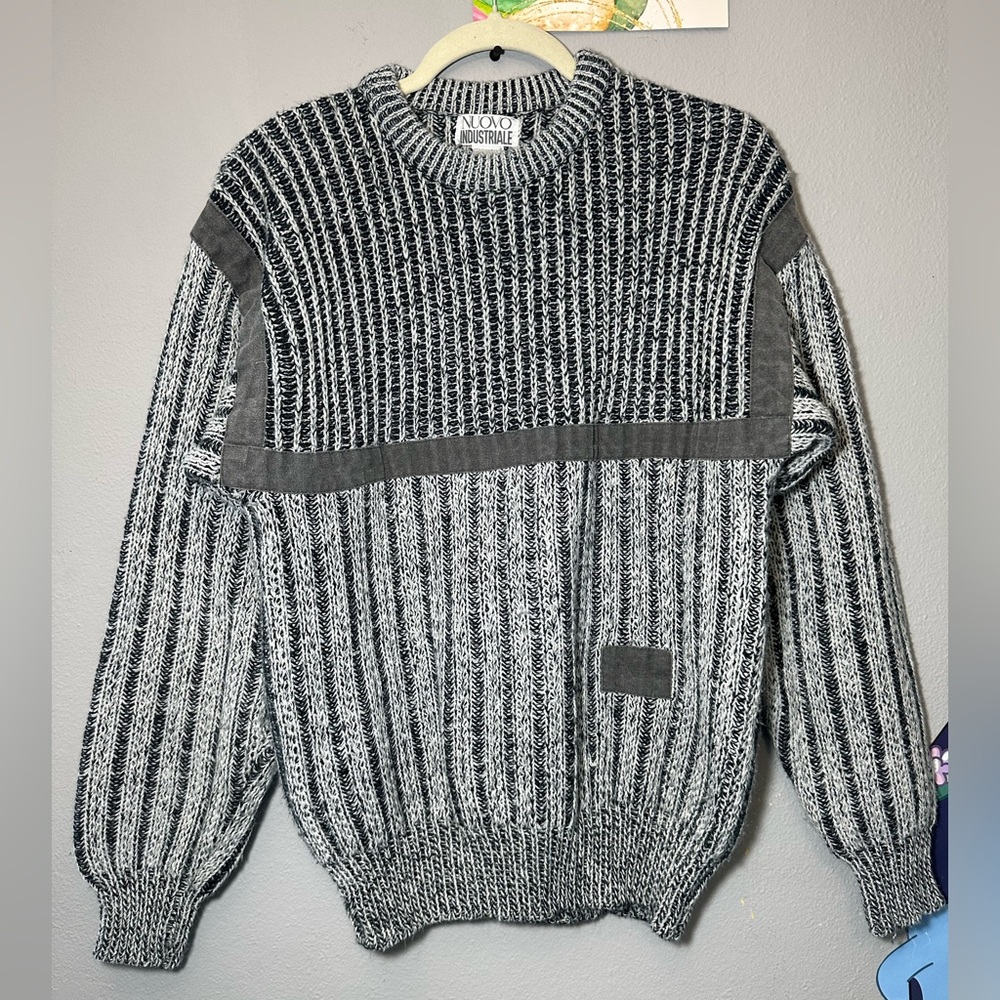 Nuovo Industriale Men's Black and Gray knit Sweater size S